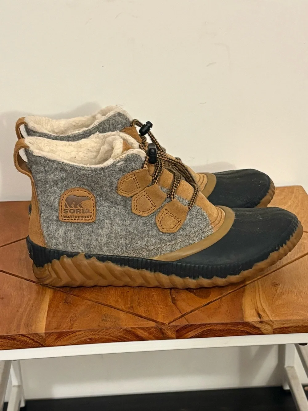 Sorel Out N About Plus Quarry Snow/Rain Boot - Size 4